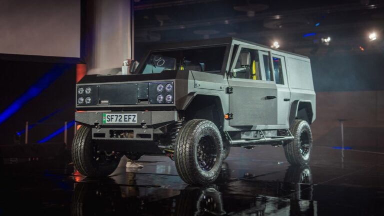 Lee más sobre el artículo <strong>¡Manejo salvaje y feroz! La Munro MK_1 es una bestia eléctrica para el off-road</strong>