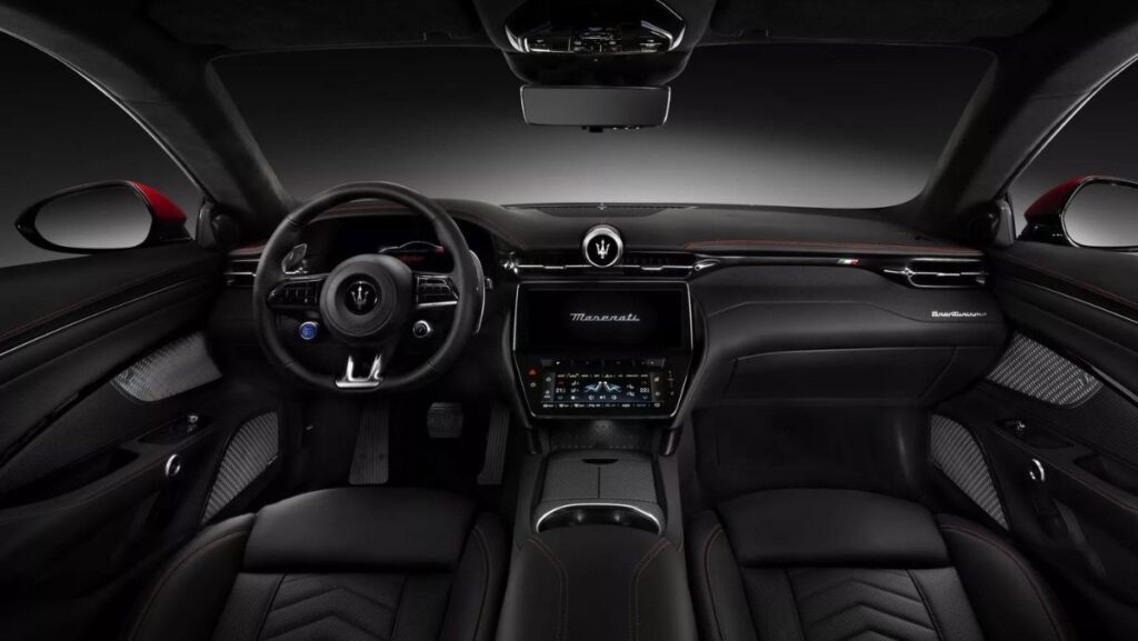Interior del Maserati GranTurismo 2023