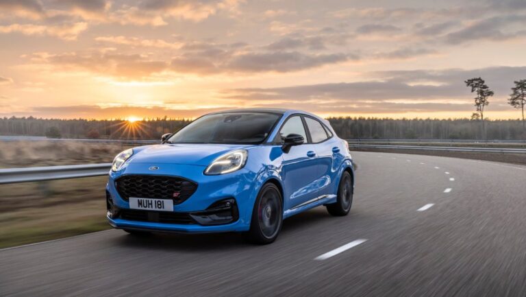 Lee más sobre el artículo <strong>Ford Puma ST Powershift: Una SUV deportiva, eléctrica y con transmisión automática</strong>