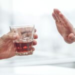 Desintoxicación de alcohol en clínica: la mejor opción para superar la adicción