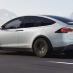 Tesla baja precios de sus autos eléctricos por quinta vez en el año