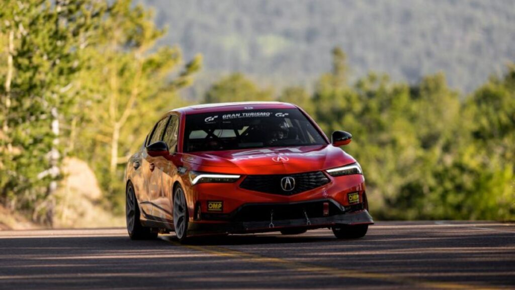 Acura Integra Type S Pikes Peak 2023