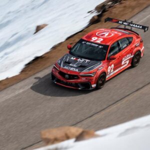 Lee más sobre el artículo Acura en Pikes Peak 2023: Los autos que desafiarán a la montaña