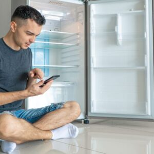 Lee más sobre el artículo ¿Cómo aprovechar la refrigeradora inteligente con tu celular?