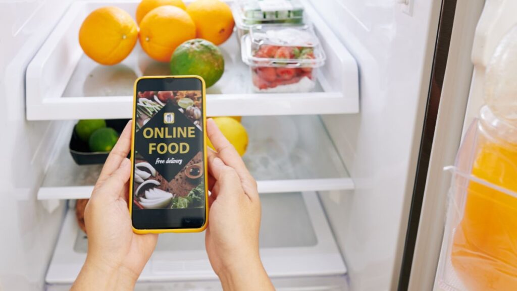 Smartphone con refrigeradora inteligente
