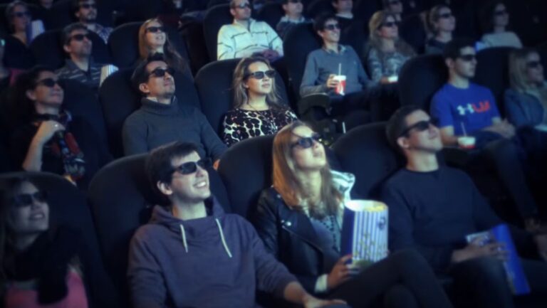 Lee más sobre el artículo Cine en 4DX: ¿Qué es y cómo disfrutarlo al máximo?