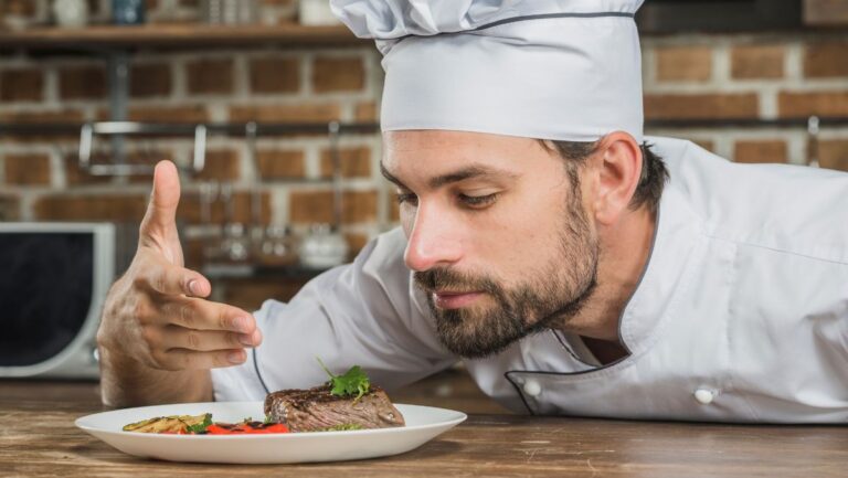 Lee más sobre el artículo ¿Por qué contratar un cocinero privado para tu evento especial?