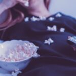 Las películas alegres ideales para ver antes de ir a dormir 