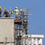 Inversión inteligente: 5 beneficios de rentar equipos de construcción