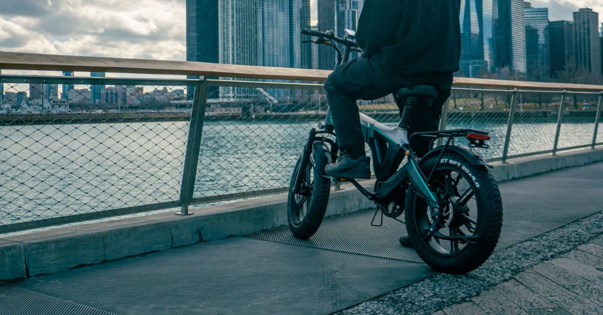 En este momento estás viendo Fuell Folld-1: Una bicicleta eléctrica compacta, cómoda y plegable