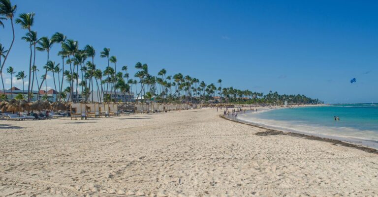 Lee más sobre el artículo Turismo en Punta Cana: Un paraíso exótico de playas cristalinas, naturaleza y diversión