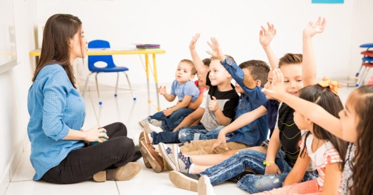 Lee más sobre el artículo 9 formas para desarrollar habilidades sociales en la primaria