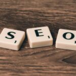 ¿Cuál es la diferencia entre SEO y PPC?