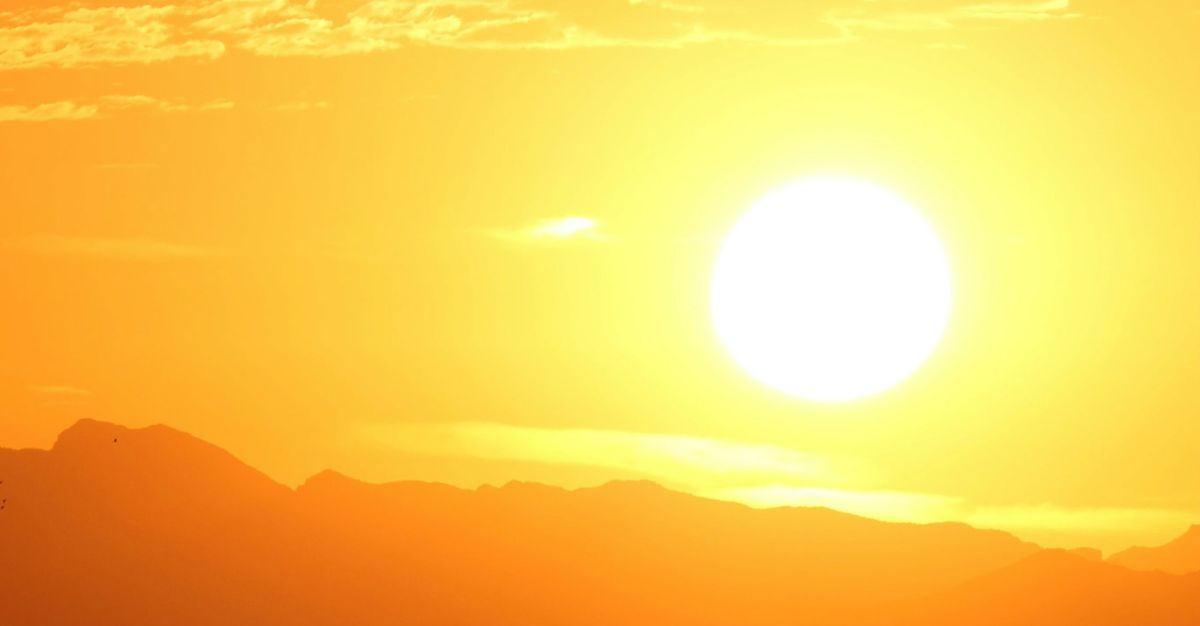 En este momento estás viendo ¡Tormenta solar amenaza a la humanidad! Podría dejar al mundo incomunicado durante varios meses