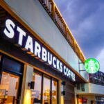 ¡Este es el “grotesco” salario que tendrá el nuevo CEO de Starbucks!