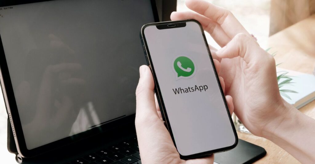 WhatsApp estrenará los emojis animados