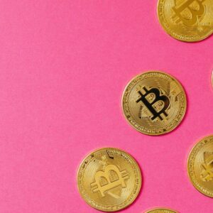 Lee más sobre el artículo Estrategia personal en la era digital: por qué entender criptomonedas es una habilidad clave, no una moda