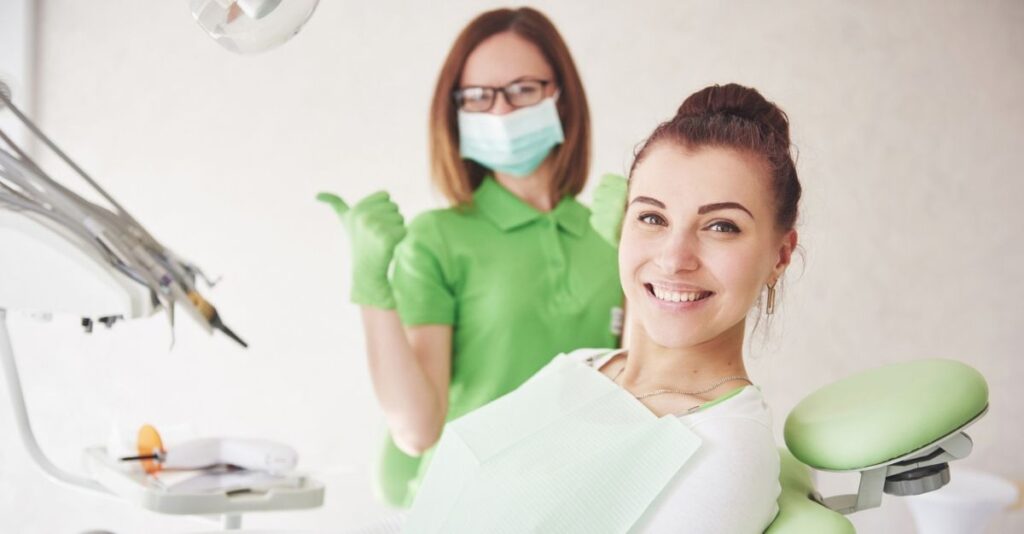 Dentista con paciente