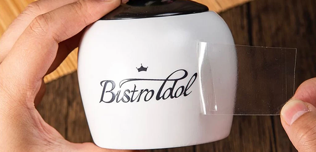 Taza elaborada con DTF UV