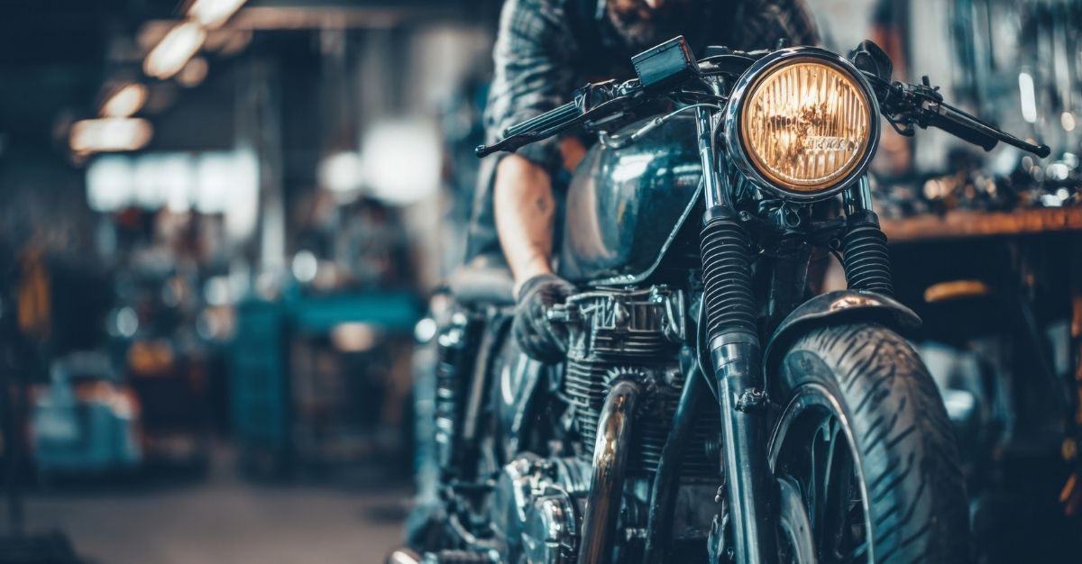 Revisión de motocicleta tras inactividad