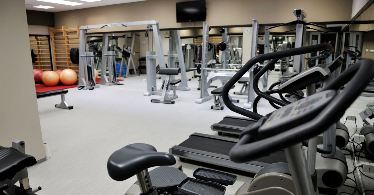espacio deportivo en club